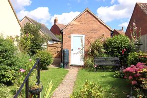 REAR GARDEN- click for photo gallery